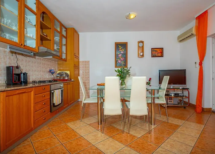 Appartamento In 41606