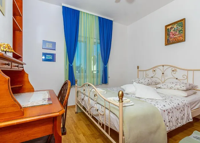 Διαμέρισμα In 41606 *