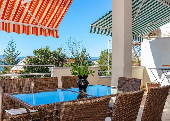 In 41606 Διαμέρισμα *