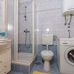 In 41606 Daire Dramalj